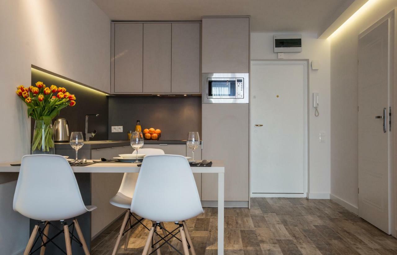 City Center Zelazna, Next To Warsaw'S Business District & Fabryka Norblina, By Warsawskyline Apartments 외부 사진