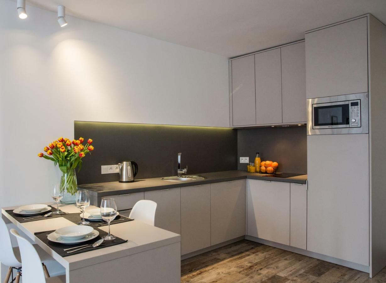 City Center Zelazna, Next To Warsaw'S Business District & Fabryka Norblina, By Warsawskyline Apartments 외부 사진