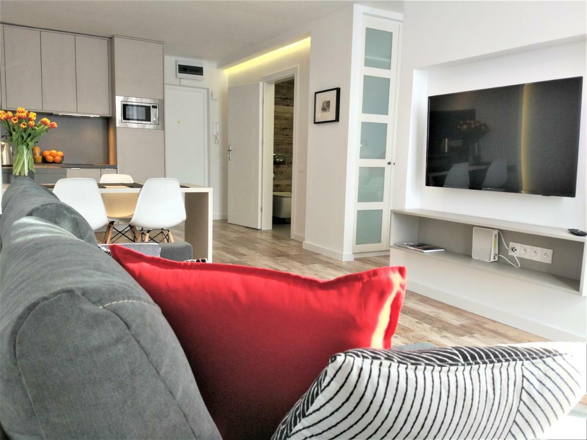 City Center Zelazna, Next To Warsaw'S Business District & Fabryka Norblina, By Warsawskyline Apartments 외부 사진